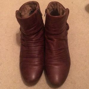 BareTraps, Sana, brown booties size 9